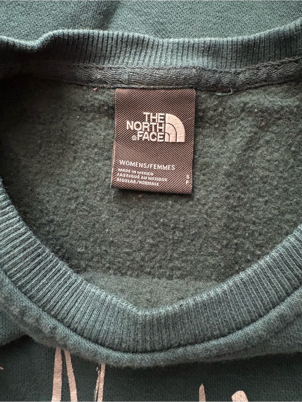 The North Face Women’s Deep Green Script Logo Crewneck Sweatshirt - Picture 3 of 3